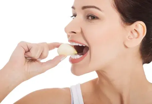 Garlic Clove: how to get rid of vaginal odor at home