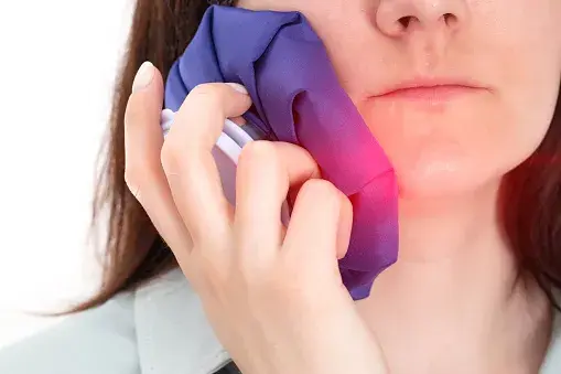 Cold compress - Home remedies for tooth infection