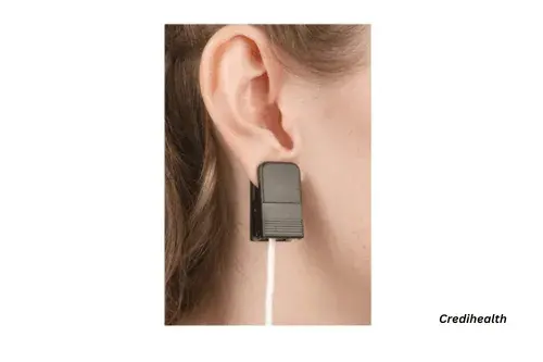 device on the earlobe - how to use the pulse Oximeter