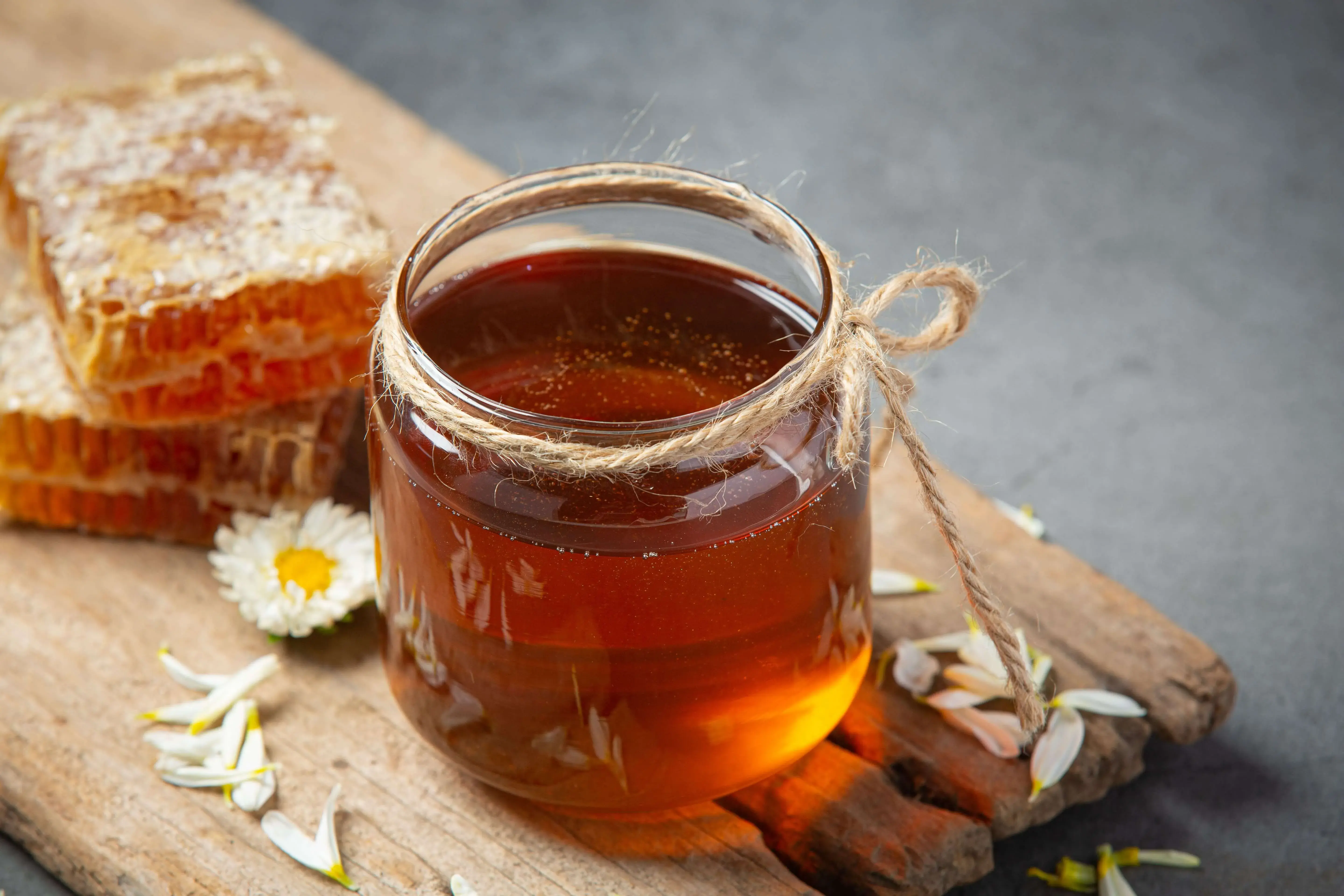 Natural Face Moisturisers for Glowing Skin - natural face moisturizer