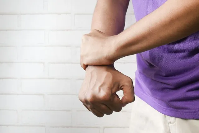 When Is Joint Pain a Sign of Something Mo...