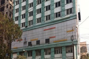 Manipal Hospitals, Broadway, Kolkata